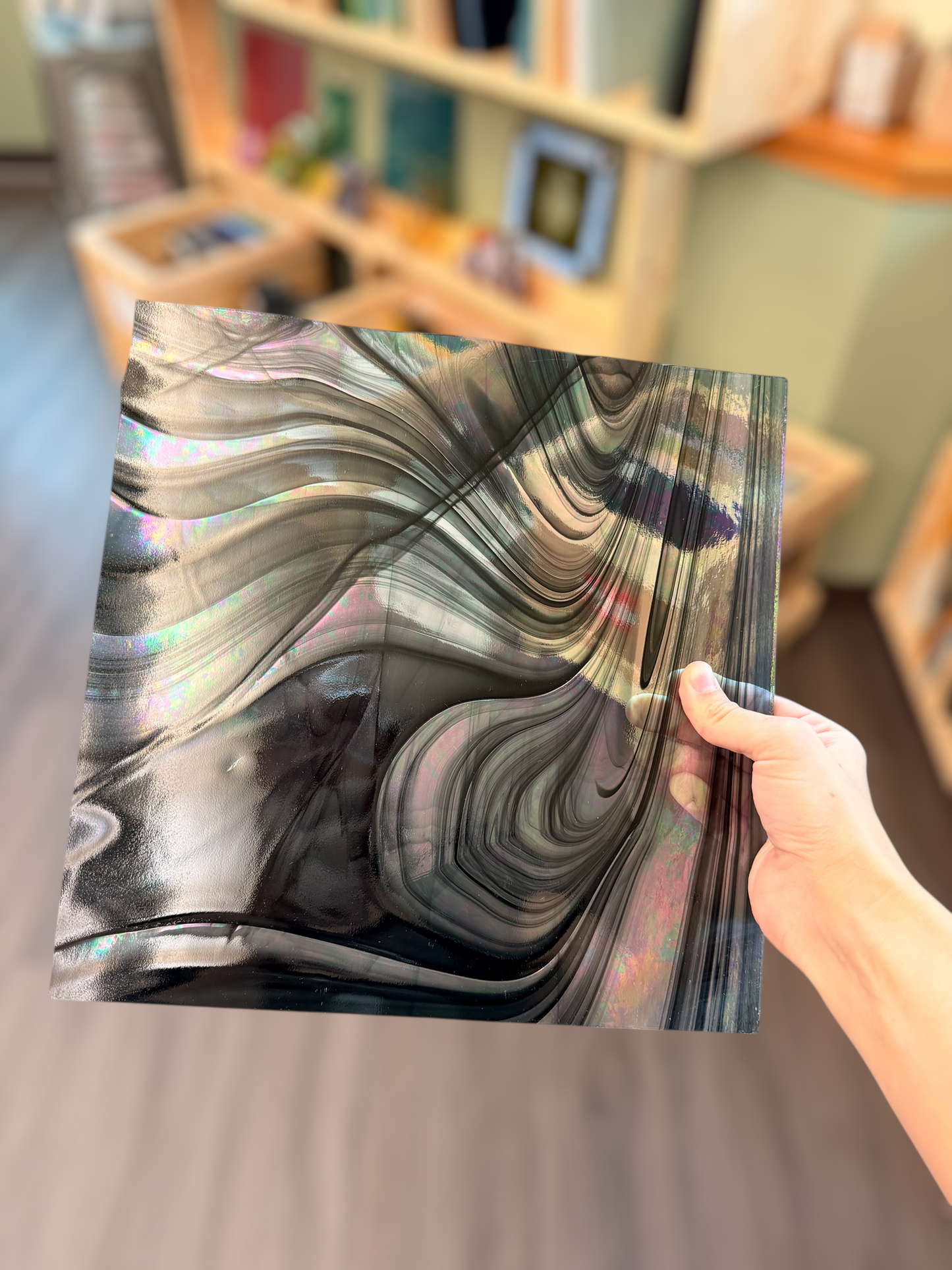 Spectrum/Black-Clear Irid Baroque 12x12”