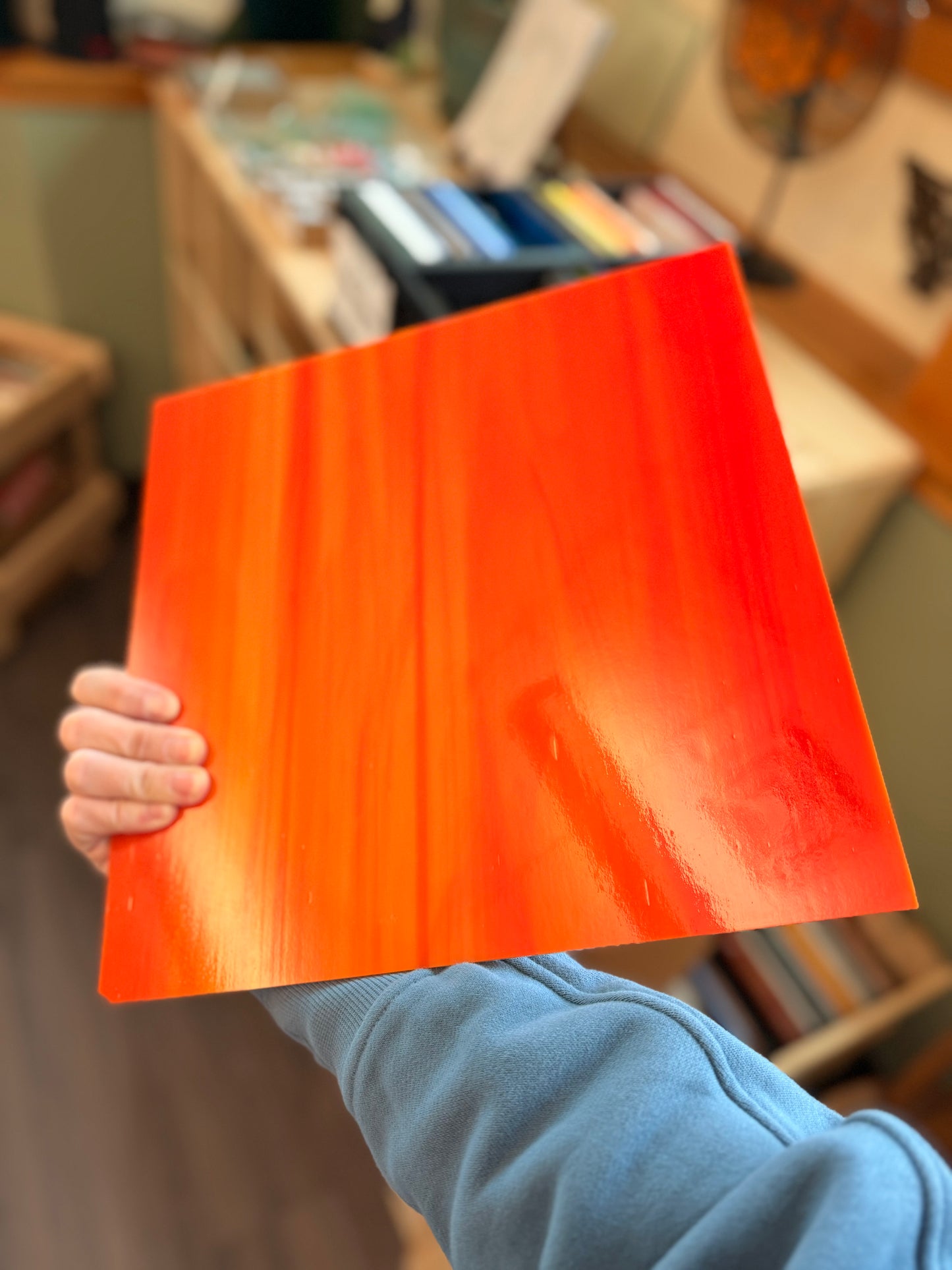 White/Orange-Red