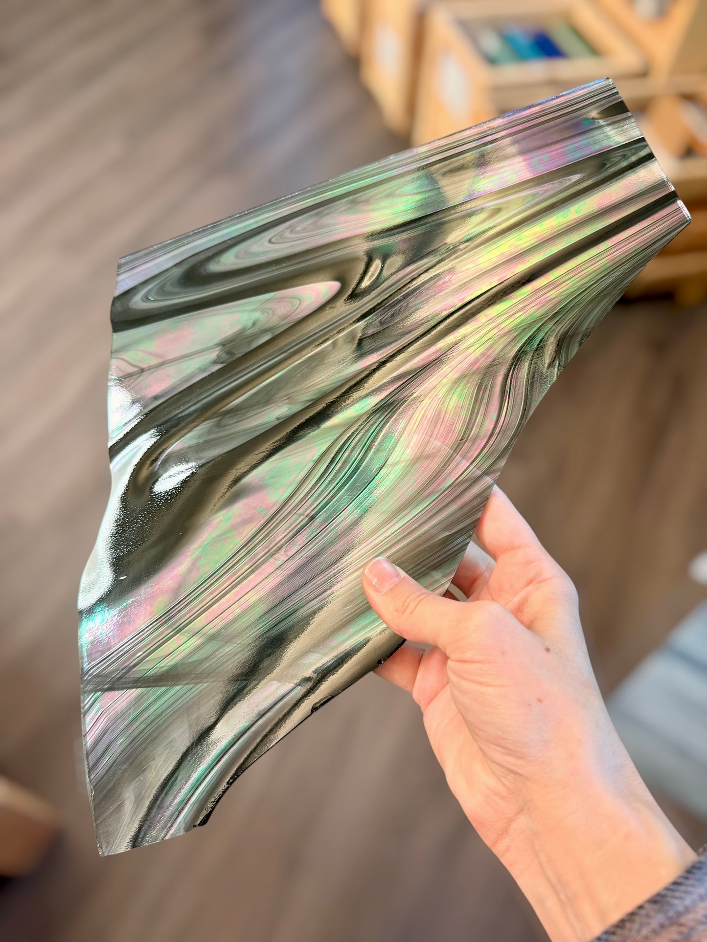 Spectrum | Clear/Black Baroque Irid 9"x11"