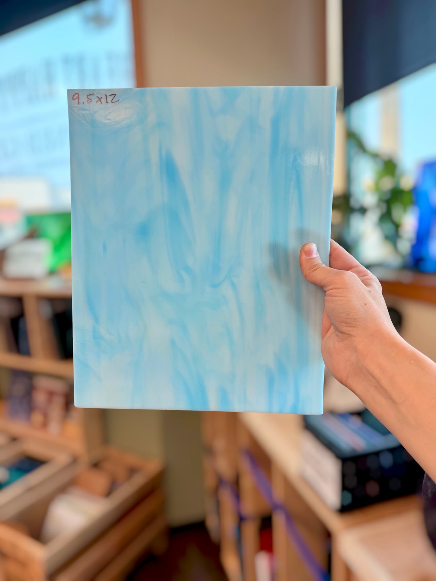 Spectrum | White/Sky Blue Opal