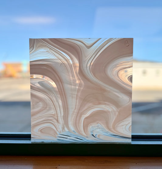 Spectrum | Champagne/White/Clear Baroque