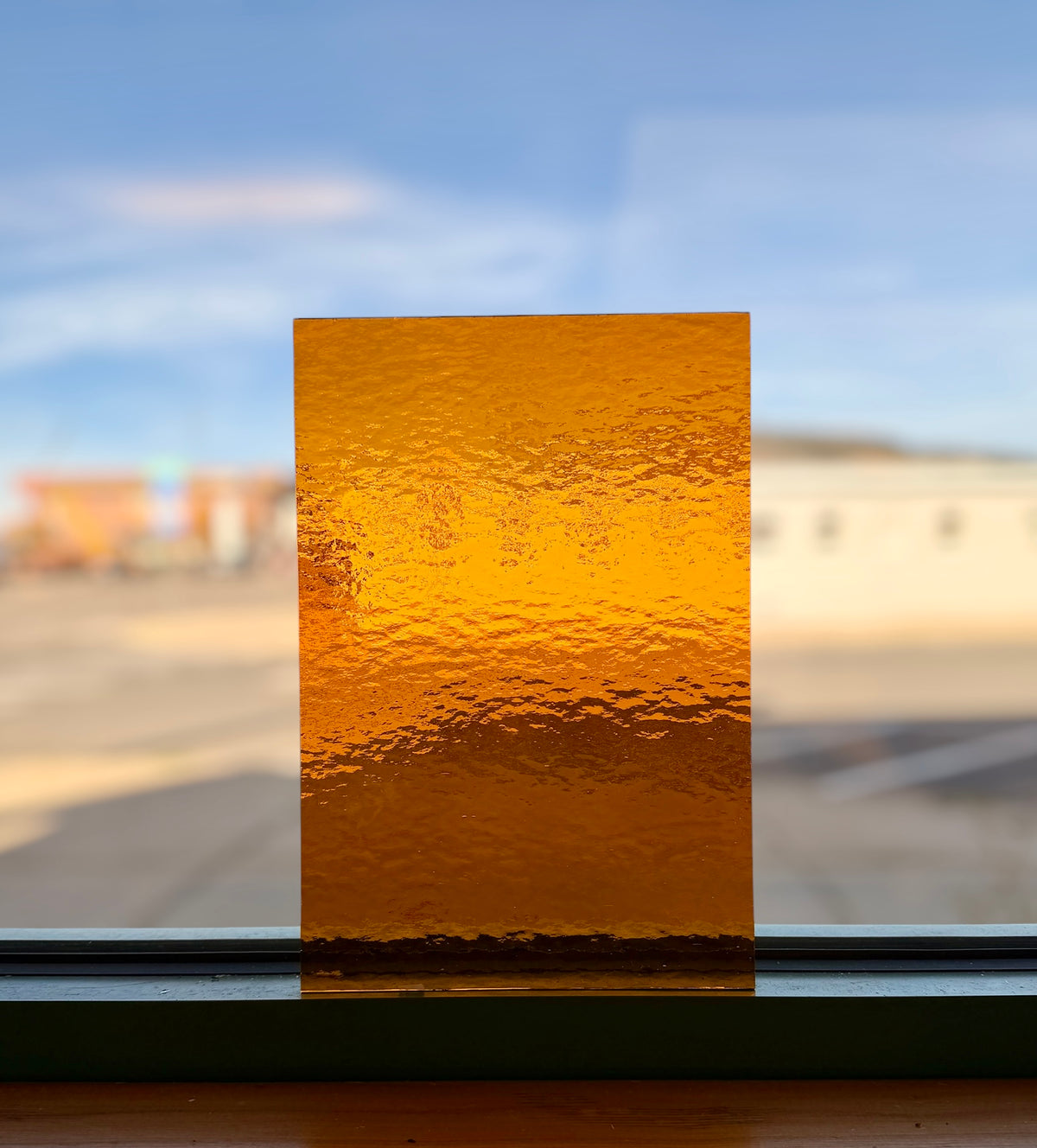 Spectrum | Medium Amber Rough Roll