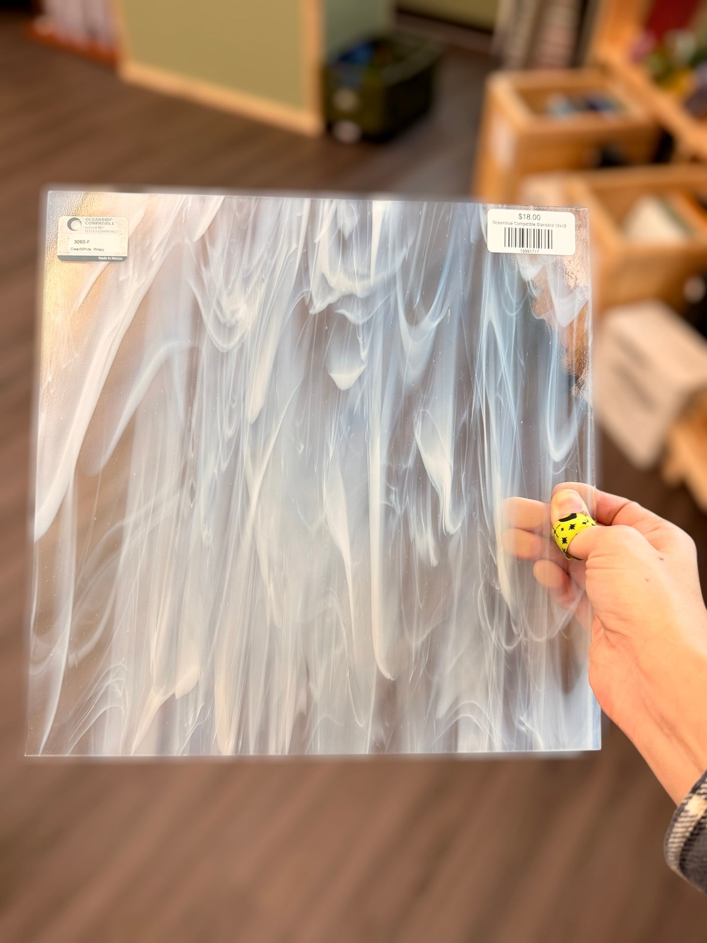 OGT Clear/White Wispy 12”x12”