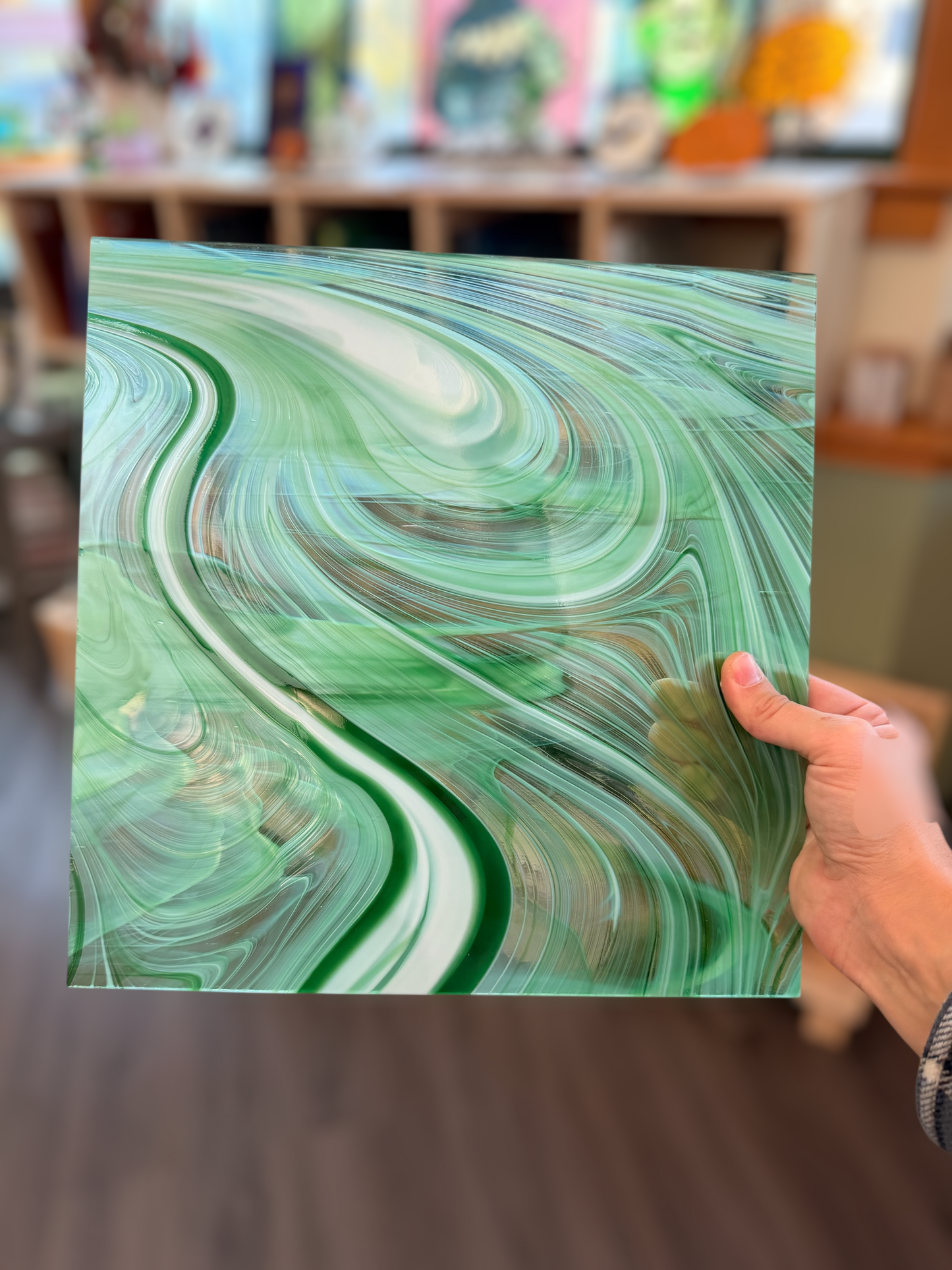 Spectrum Green|Clear|White Baroque 12"x12"