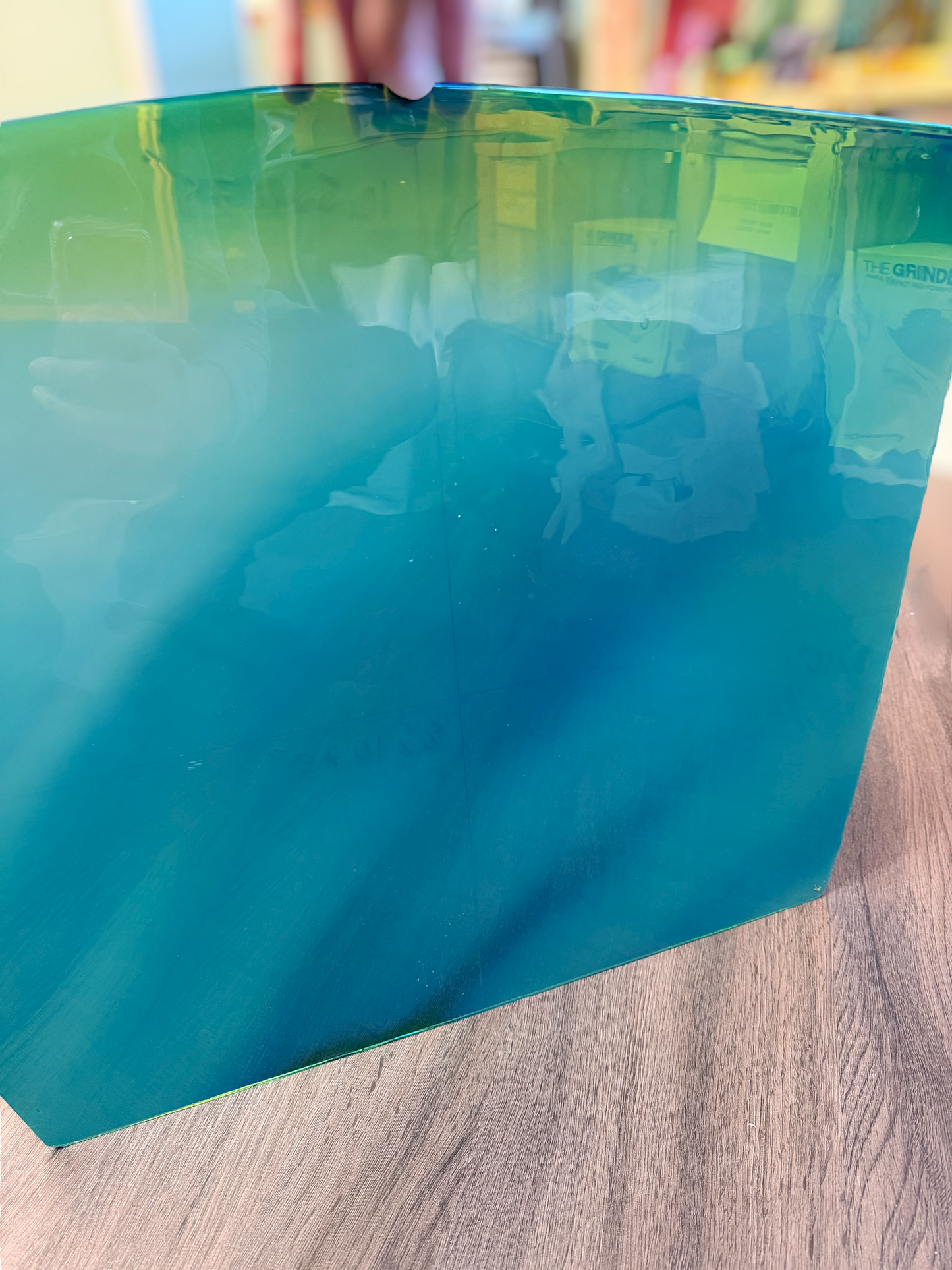 Fremont Antique Glass | S3 250/228