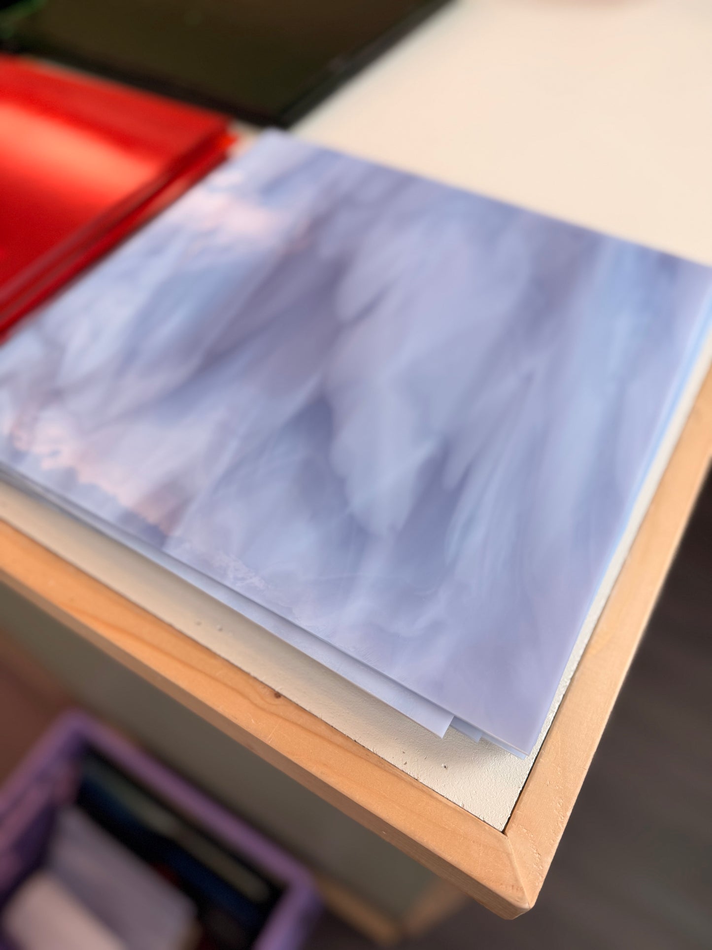 Lavender/White Translucent