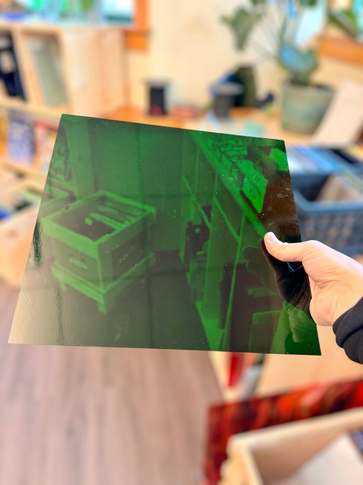 Dark Green Transparent