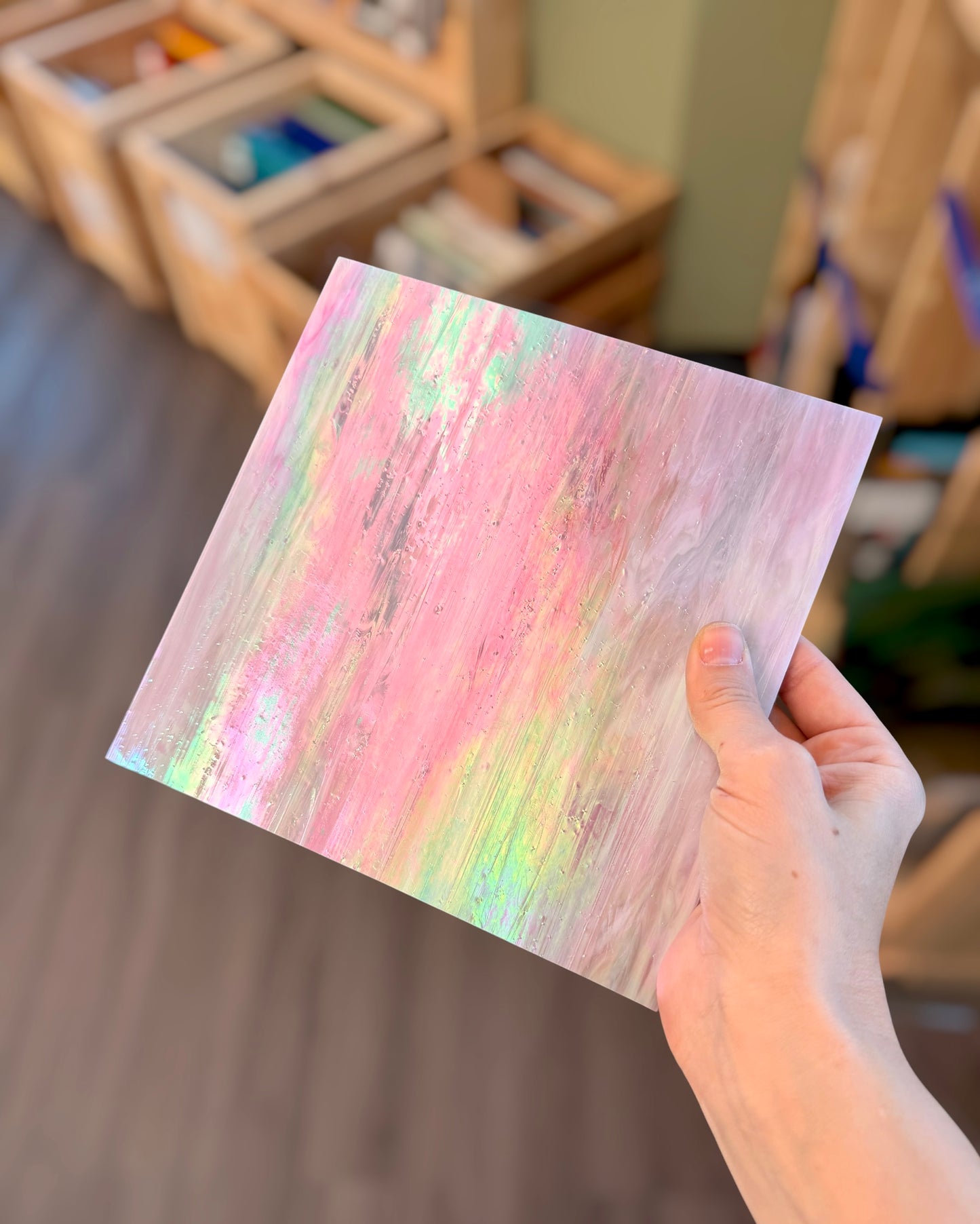 Armstrong Clear/Opal Pink Irid 8"x8"