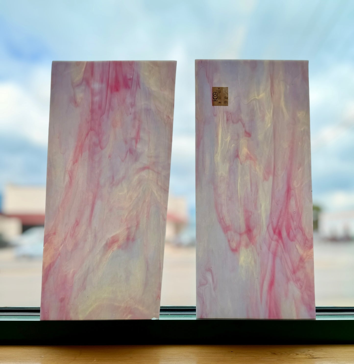 Kokomo Lavender/Pink Streaky  8"x16"
