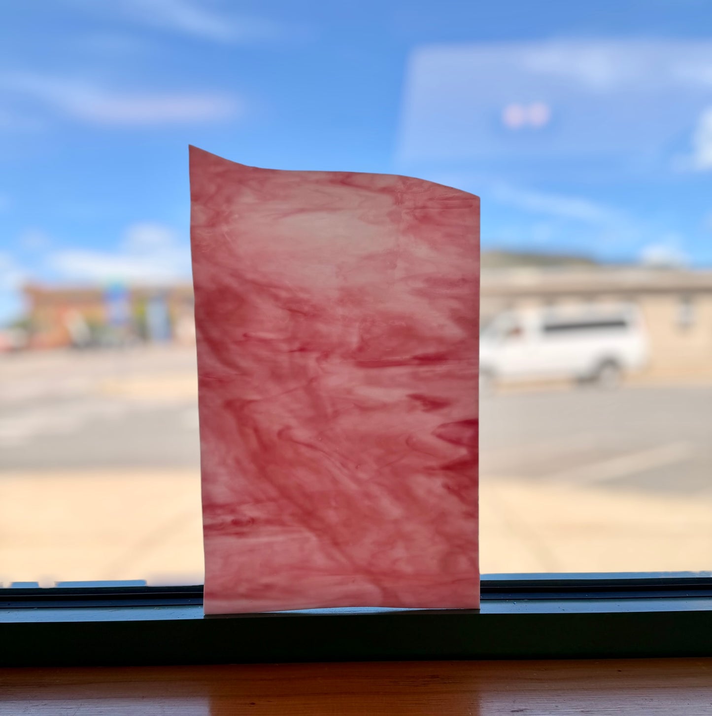 Wissmach| White/Gold Pink Opal 8.75"x13.5"