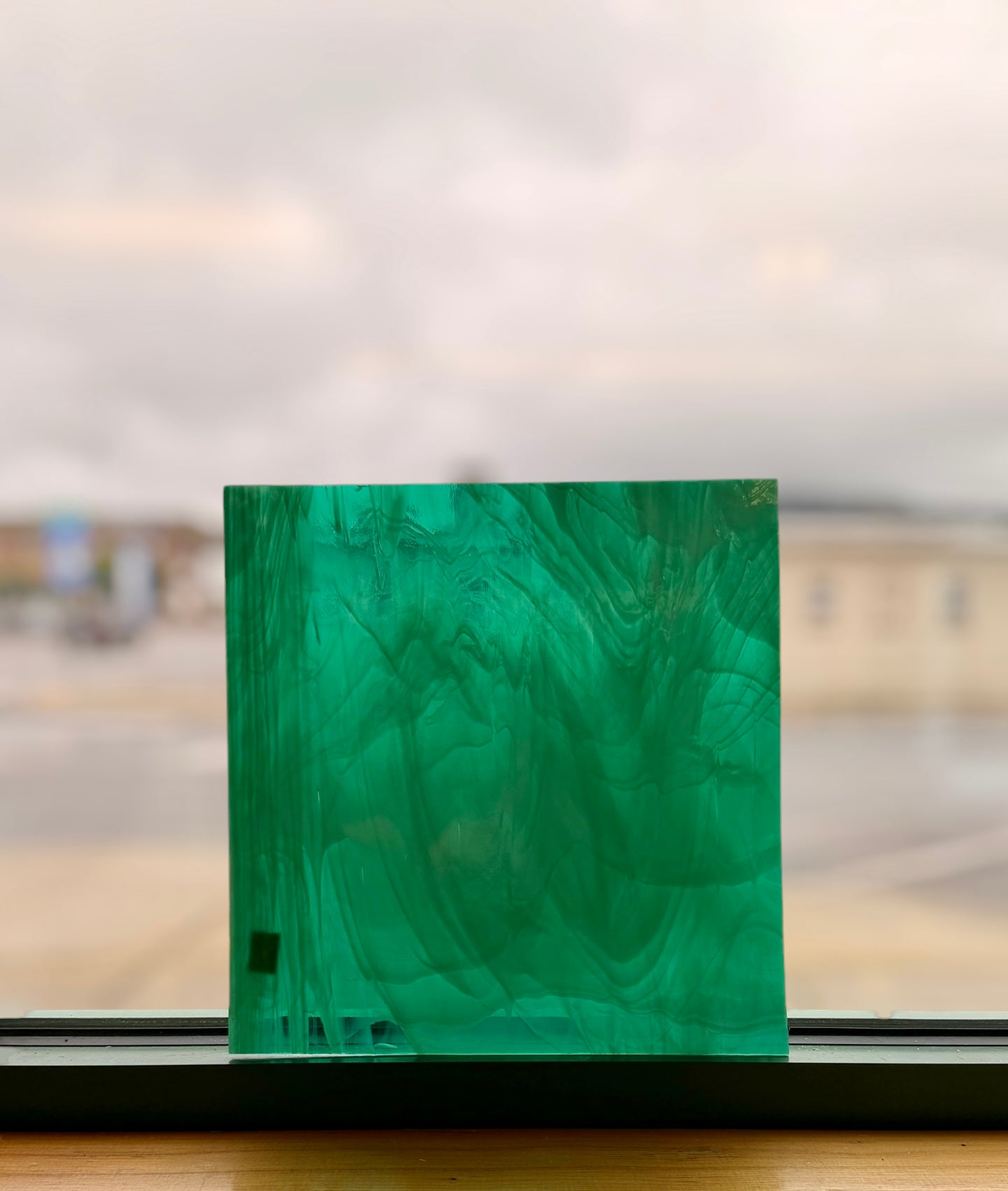 Spectrum | Teal/White Wispy