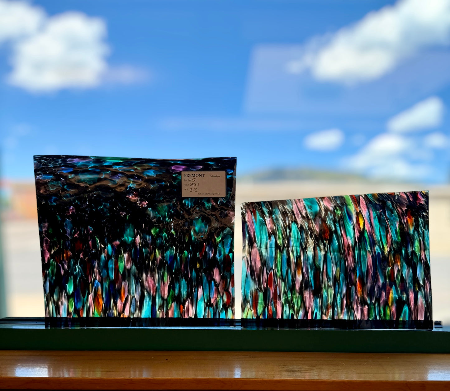Fremont Antique Glass | S1 281