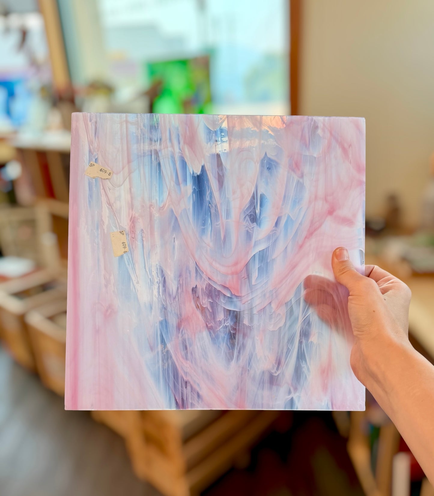 Spectrum | Clear White Gold Pink Wispy
