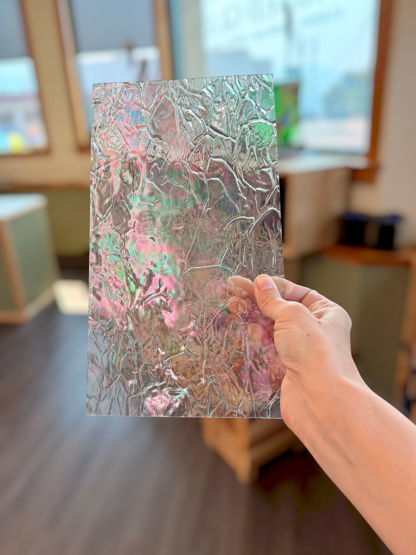 Spectrum | Clear Crackle Irid 7"x12"