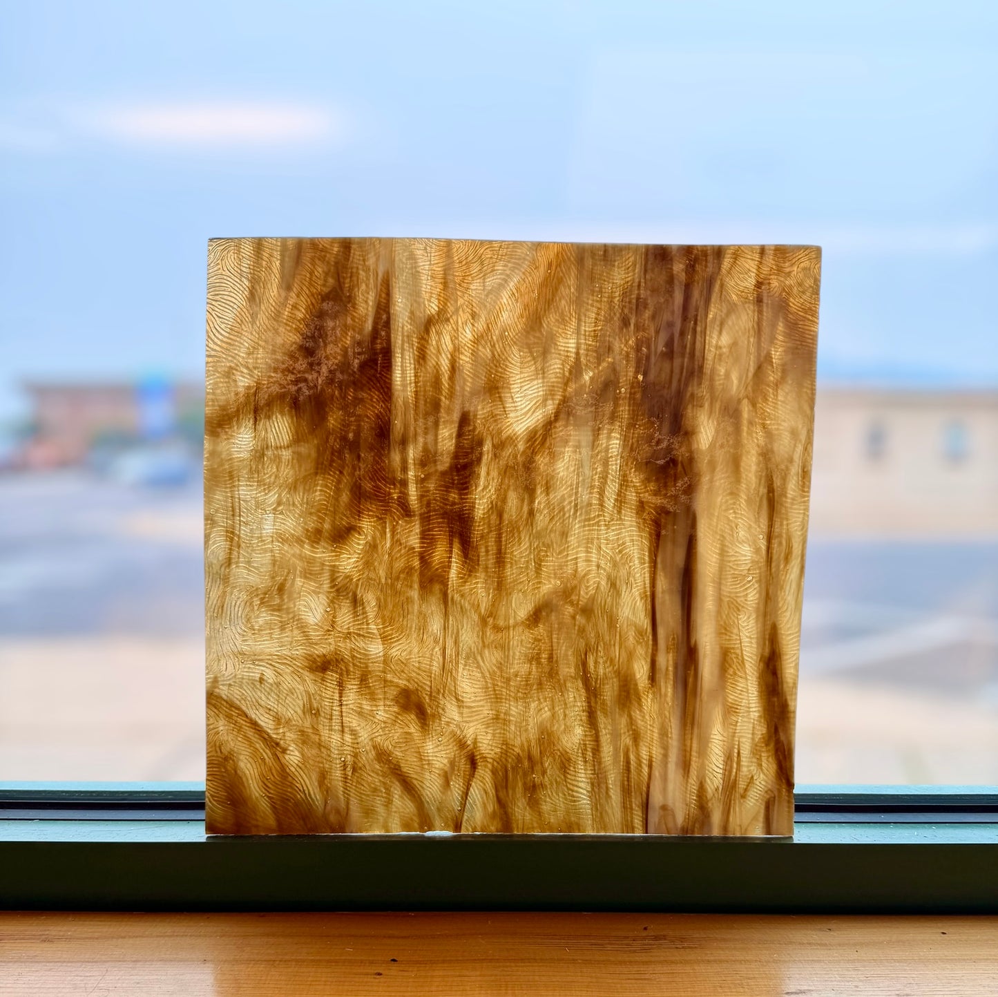 Kokomo | Lt.Amber/Brn/White Vertigo 12"x12"