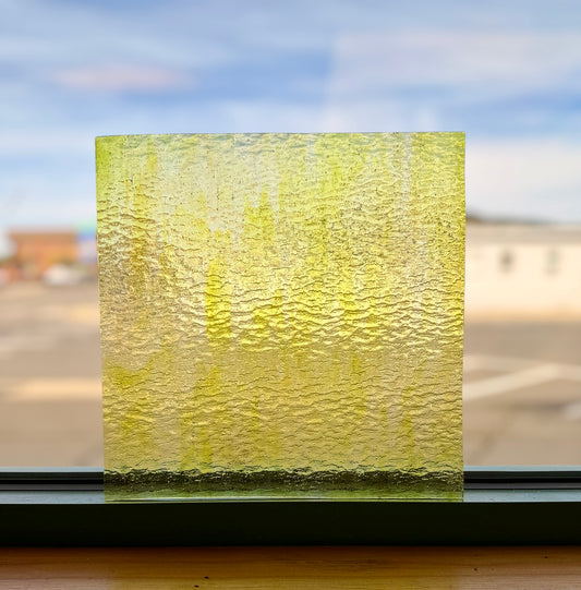 Kokomo | Clear/Light Yellow/Green Streaky Granite