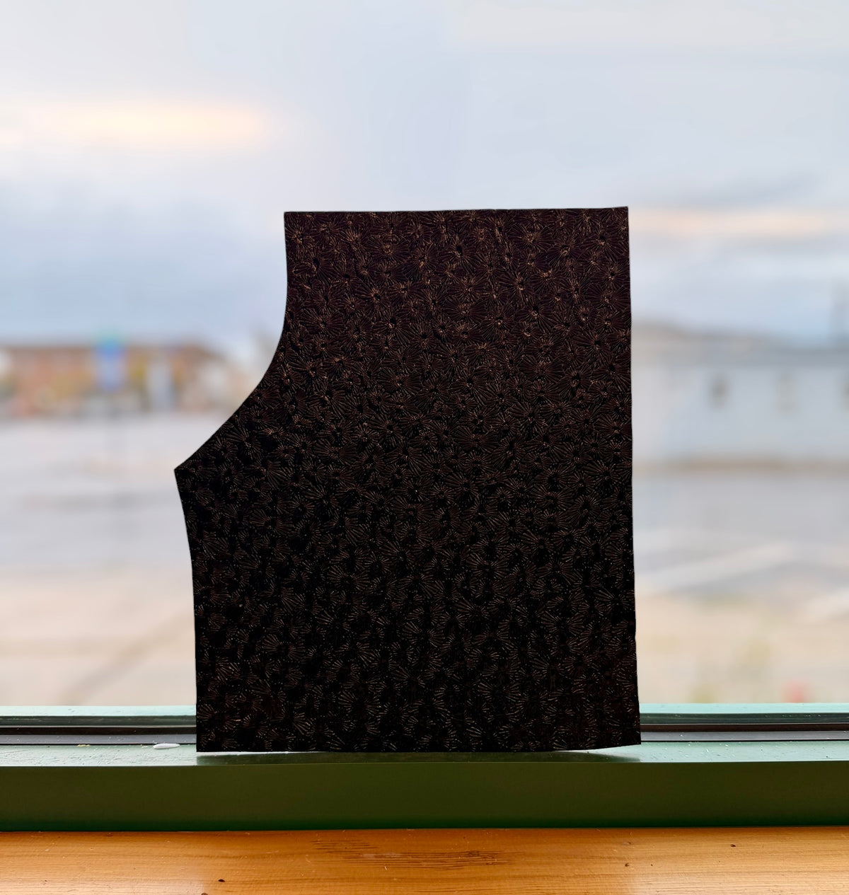 Wissmach | Solid Black Florentine