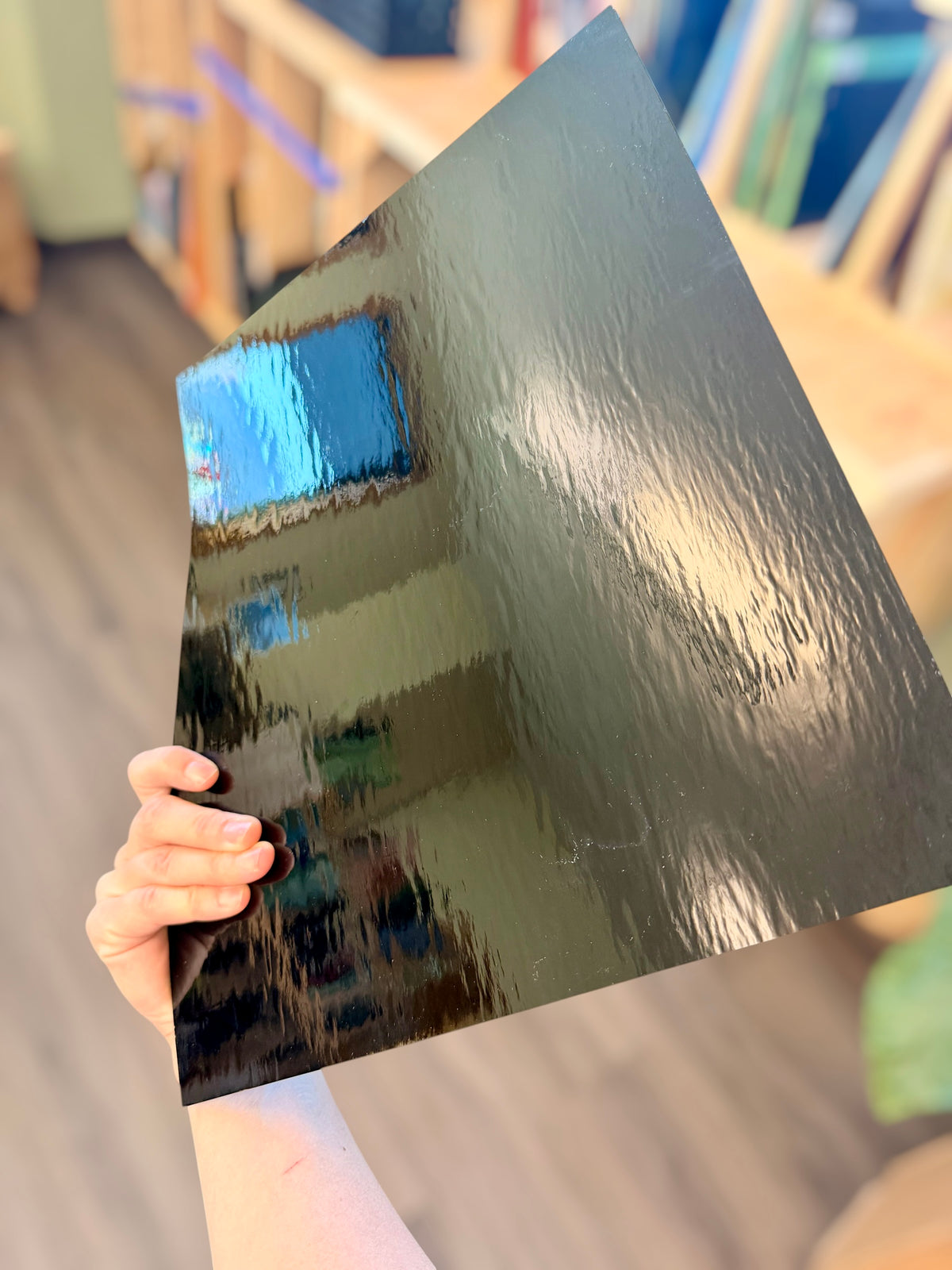 Spectrum | Black Irid Waterglass