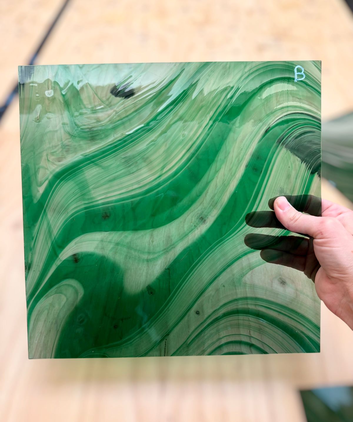 Spectrum | RARE-Jade on Pale Gray Baroque