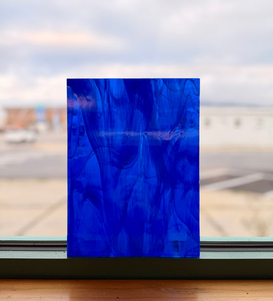 Spectrum | Dark Blue White Wispy